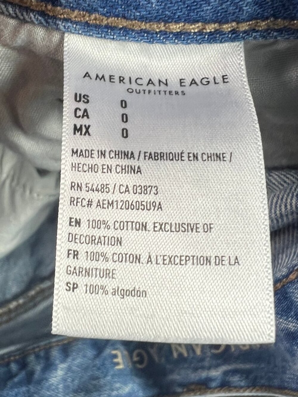 American Eagle Shorts Women's 25* Mom Blue Faded Cuffed Distressed Denim Tag 0 - Picture 6 of 16